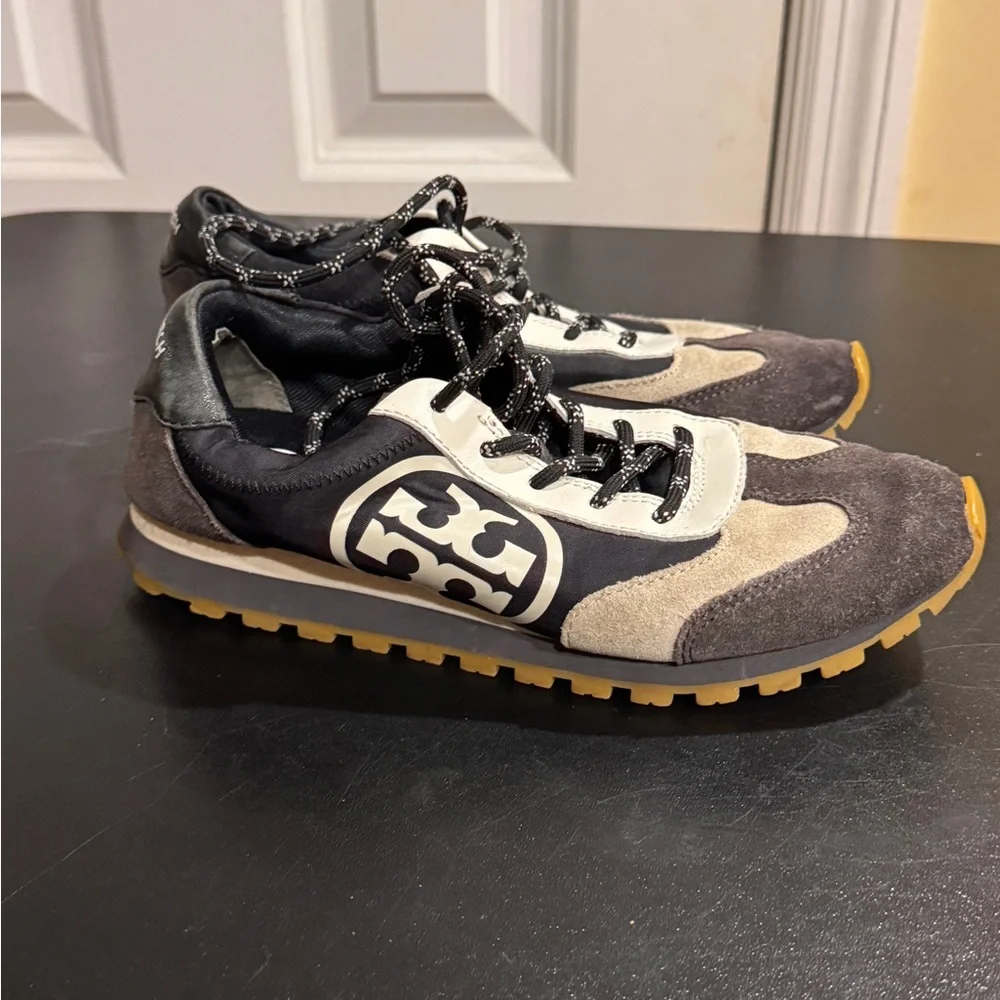Tory Burch Black and Cream Women's Annie nylon suede runner Sneakers size 6